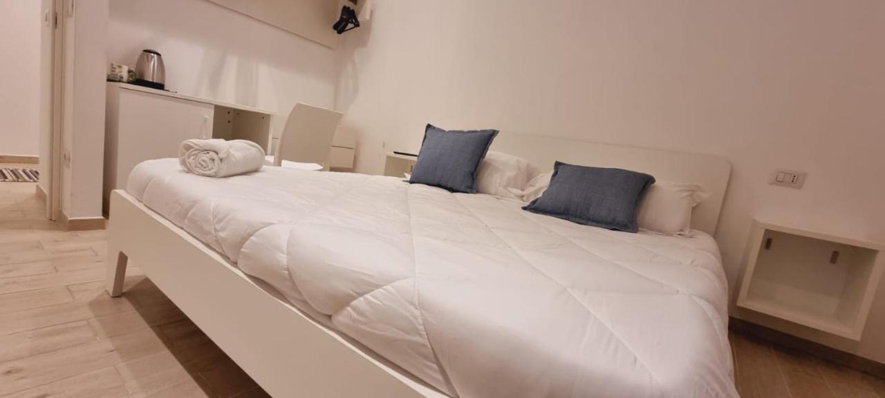 A Casa Di Maghi Hotell Olbia Exteriör bild